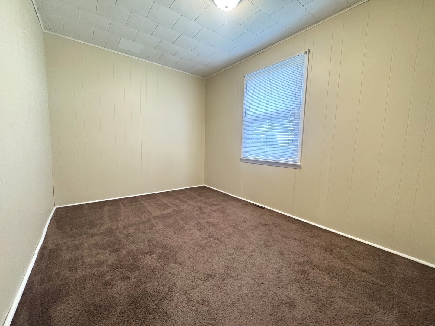 306 S 4th Street, Cherry, IL 61317