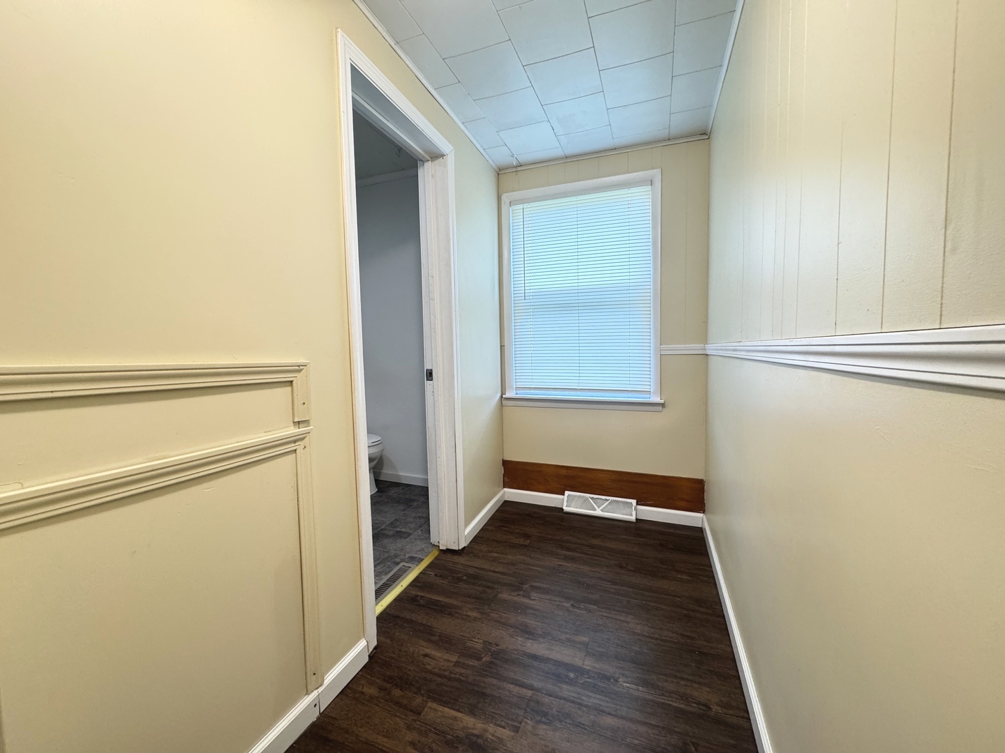 306 S 4th Street, Cherry, IL 61317