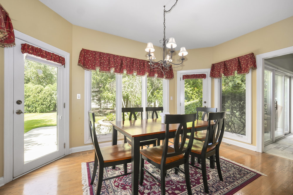 3592 Scottsdale Circle, Naperville, IL 60564