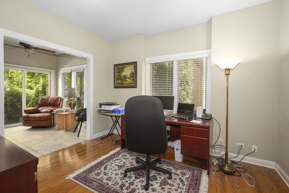 3592 Scottsdale Circle, Naperville, IL 60564