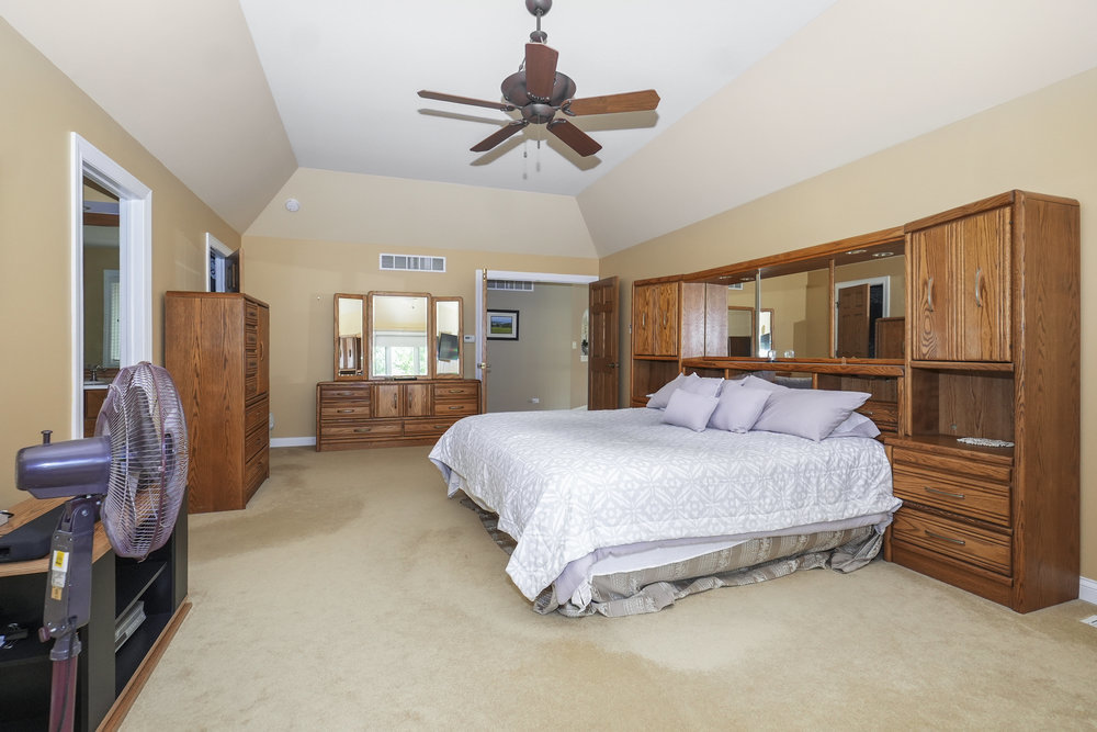 3592 Scottsdale Circle, Naperville, IL 60564