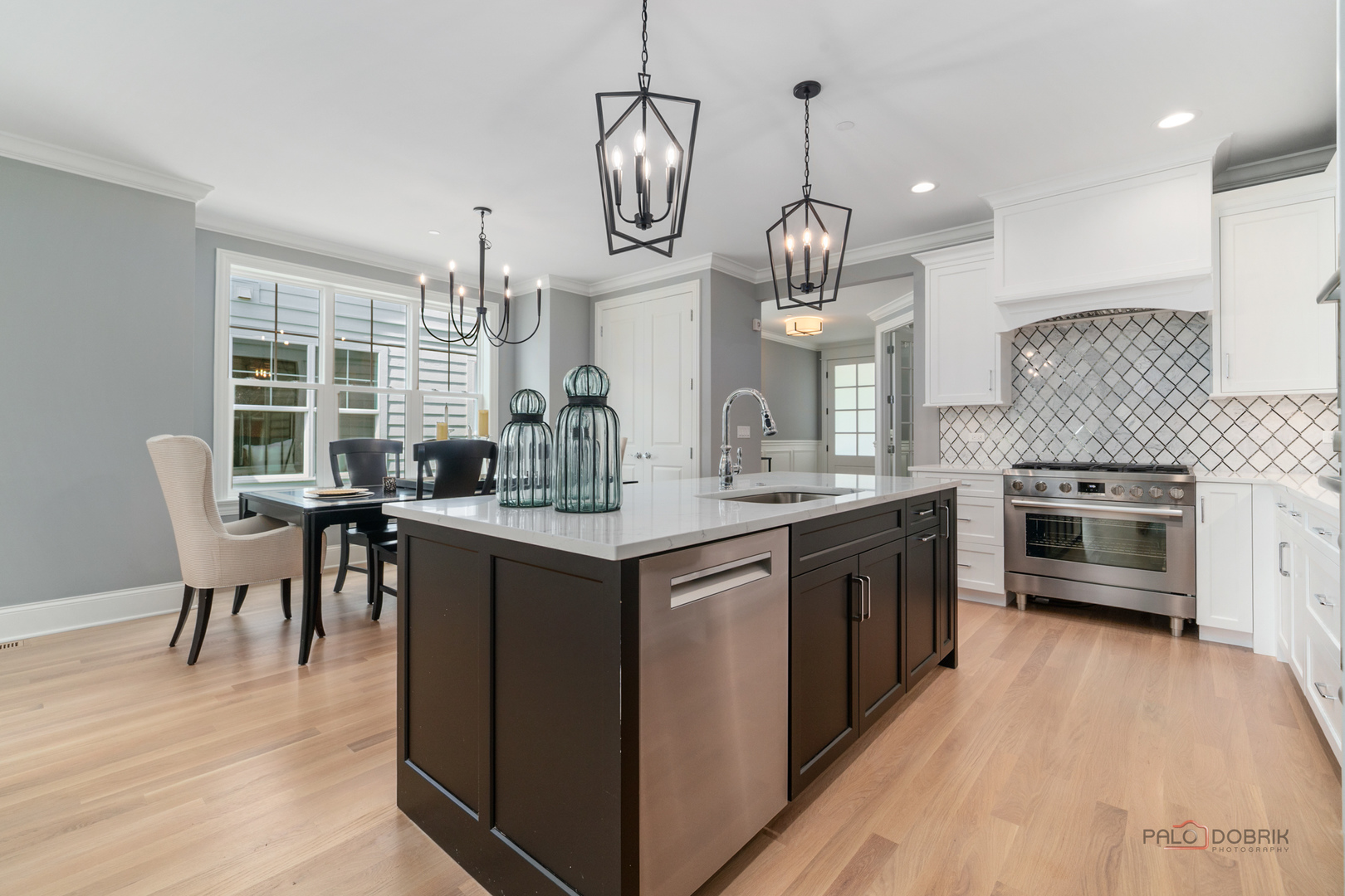 1062 Livingston Avenue, Highland Park, IL 60035