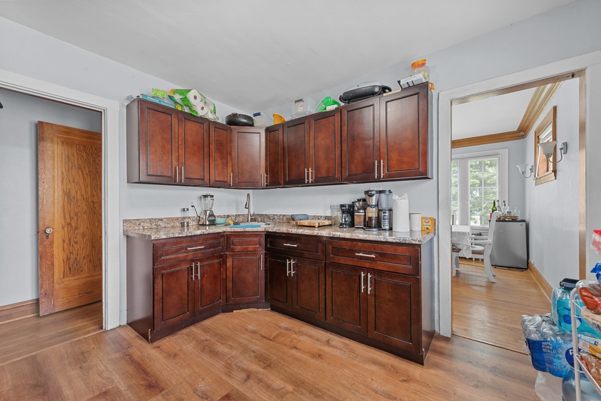 1331 N Ash Street, Waukegan, IL 60085