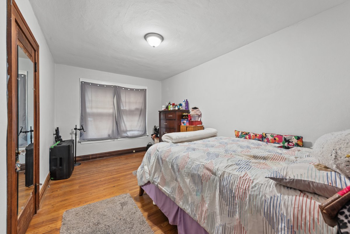 1331 N Ash Street, Waukegan, IL 60085