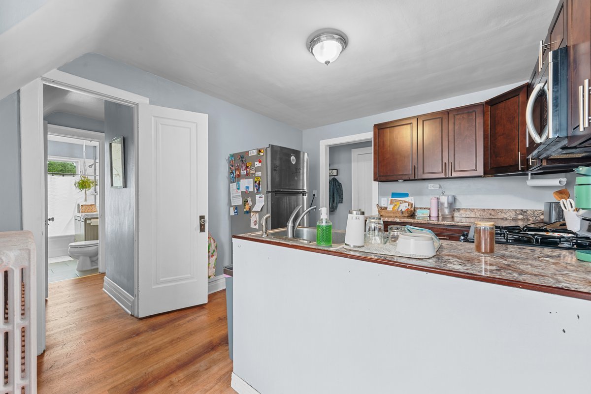 1331 N Ash Street, Waukegan, IL 60085