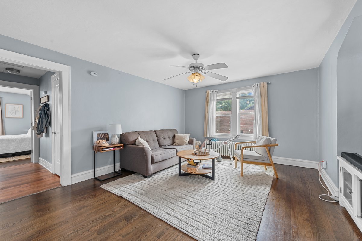 1331 N Ash Street, Waukegan, IL 60085
