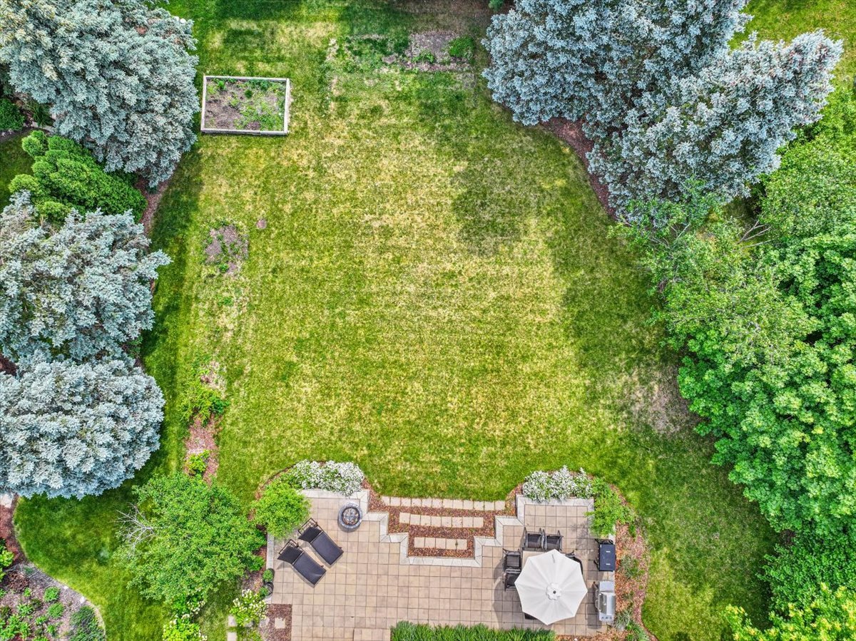 1839 Kings Gate Lane, Crystal Lake, IL 60014