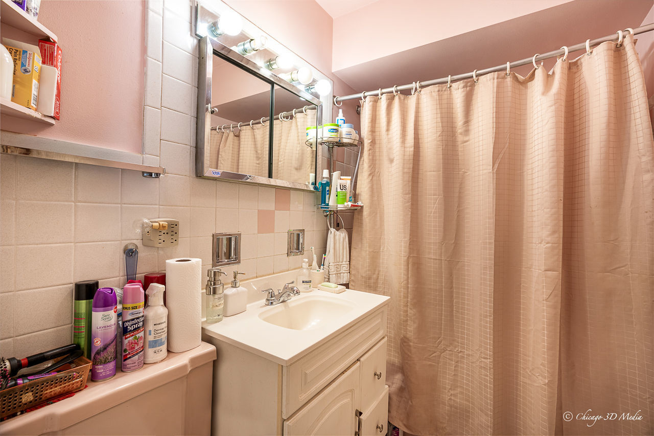 5949 N Odell Avenue #2E, Chicago, IL 60631