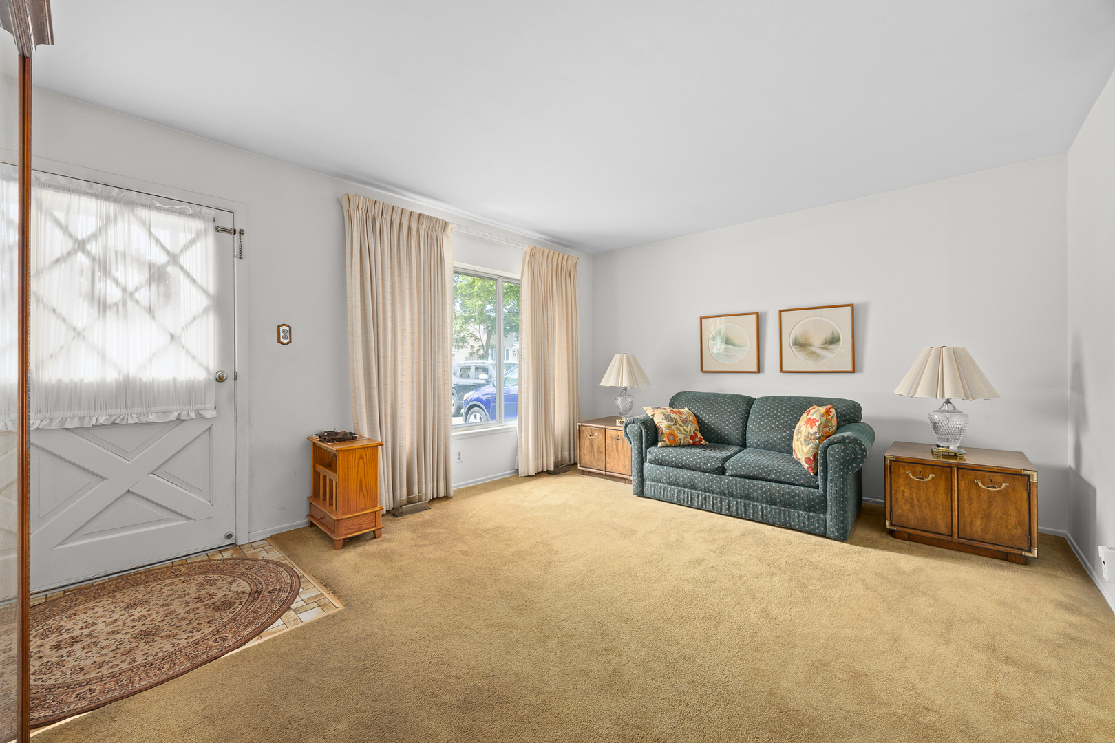 132 N Ashbury Avenue, Bolingbrook, IL 60440
