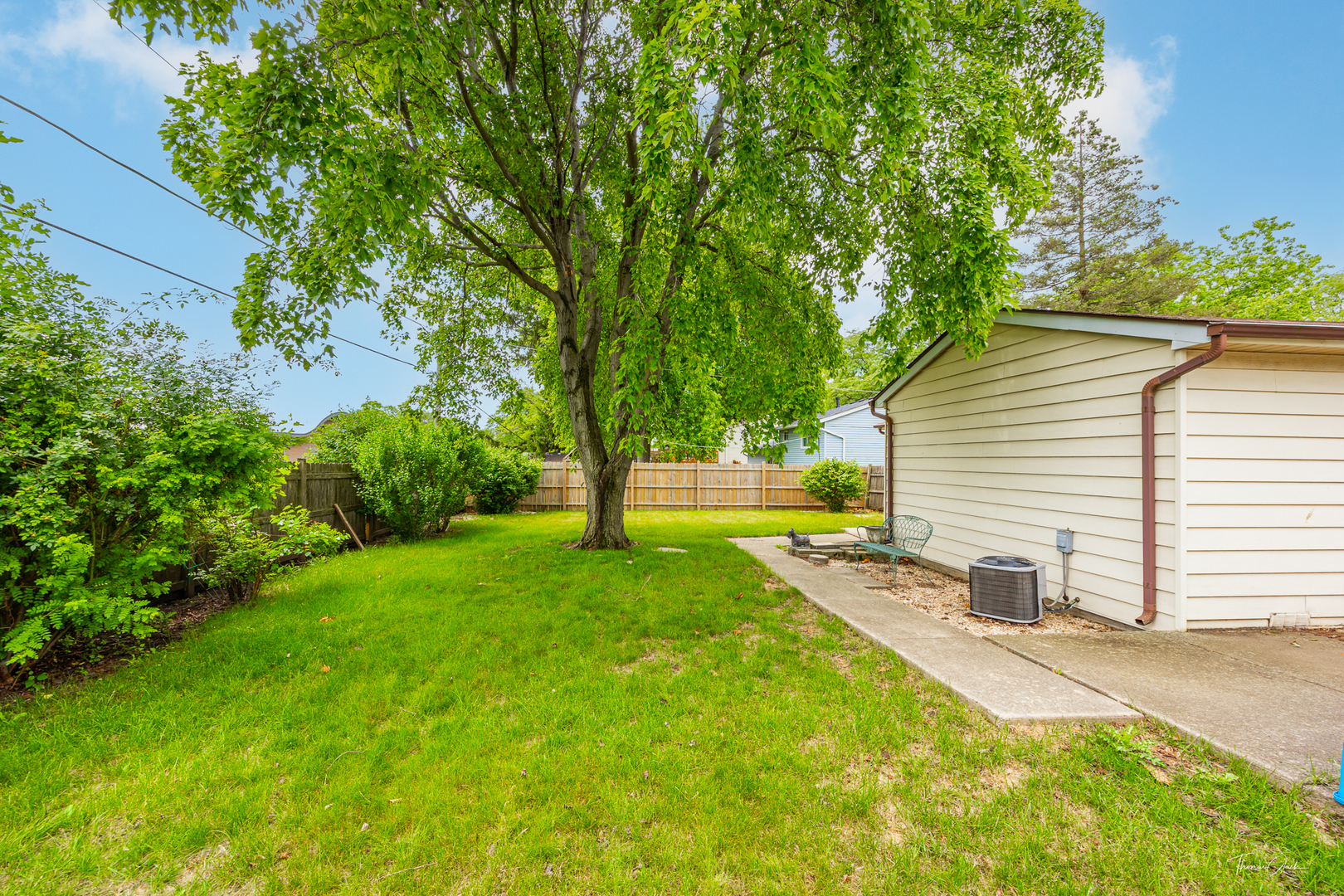 132 N Ashbury Avenue, Bolingbrook, IL 60440