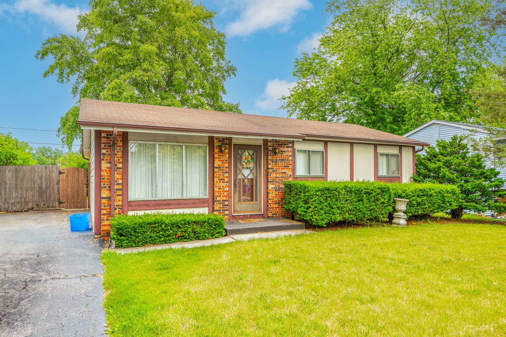 132 N Ashbury Avenue, Bolingbrook, IL 60440