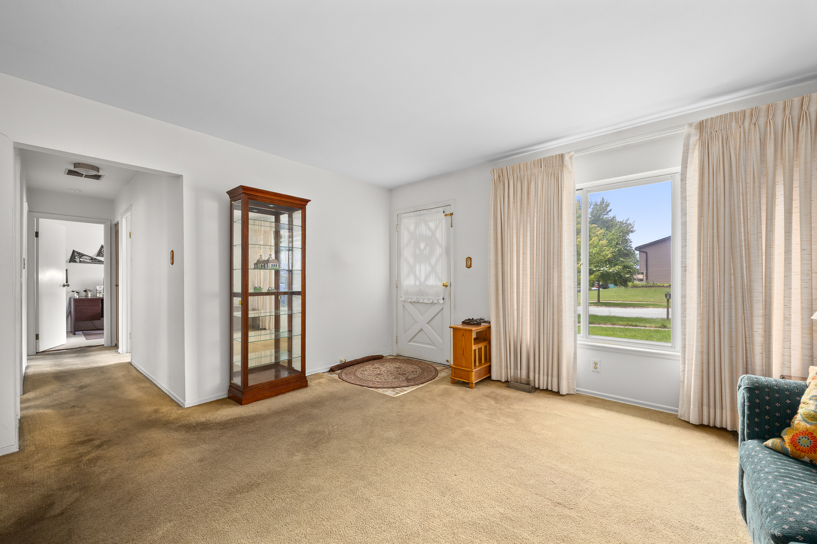 132 N Ashbury Avenue, Bolingbrook, IL 60440