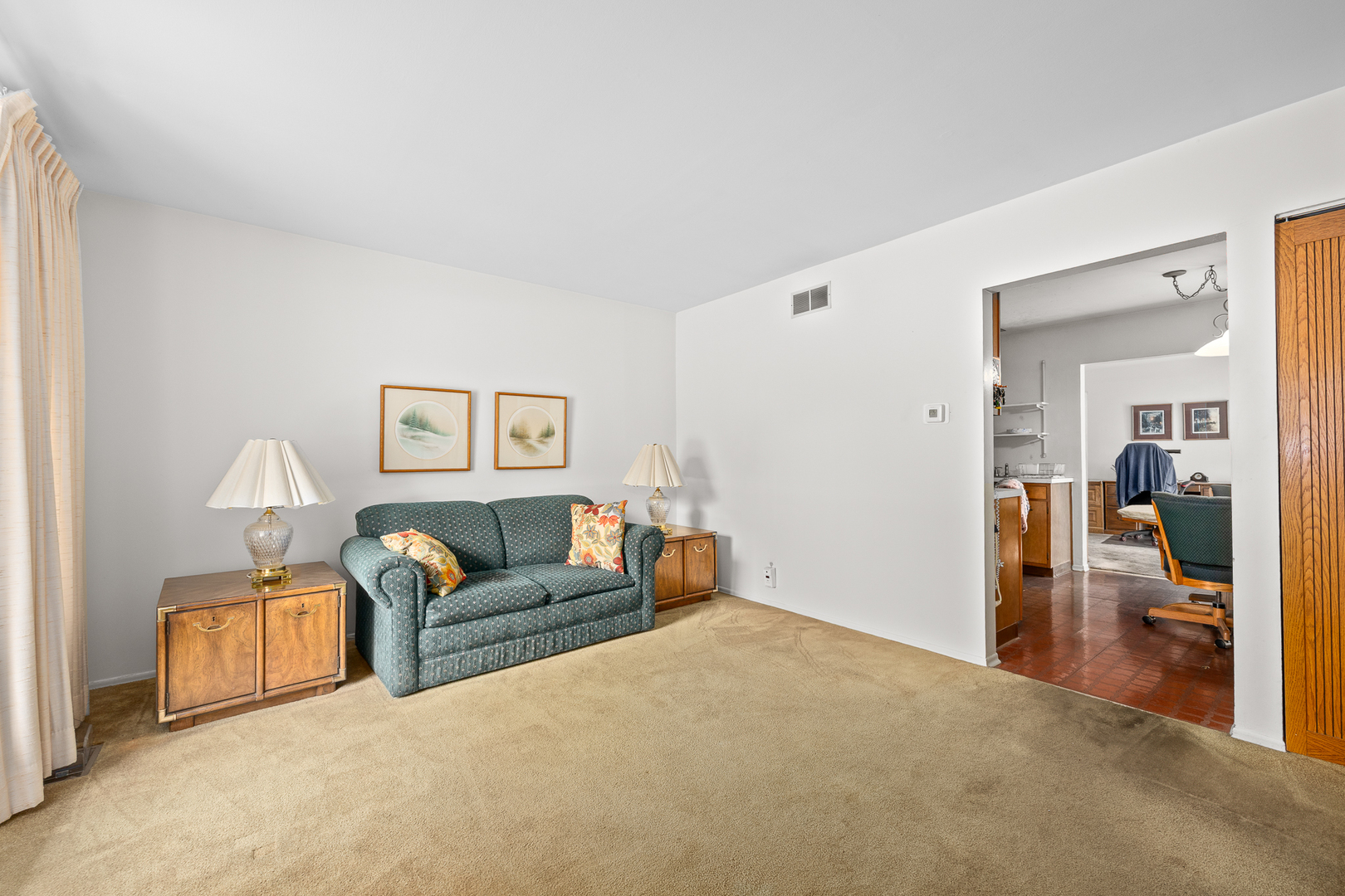 132 N Ashbury Avenue, Bolingbrook, IL 60440