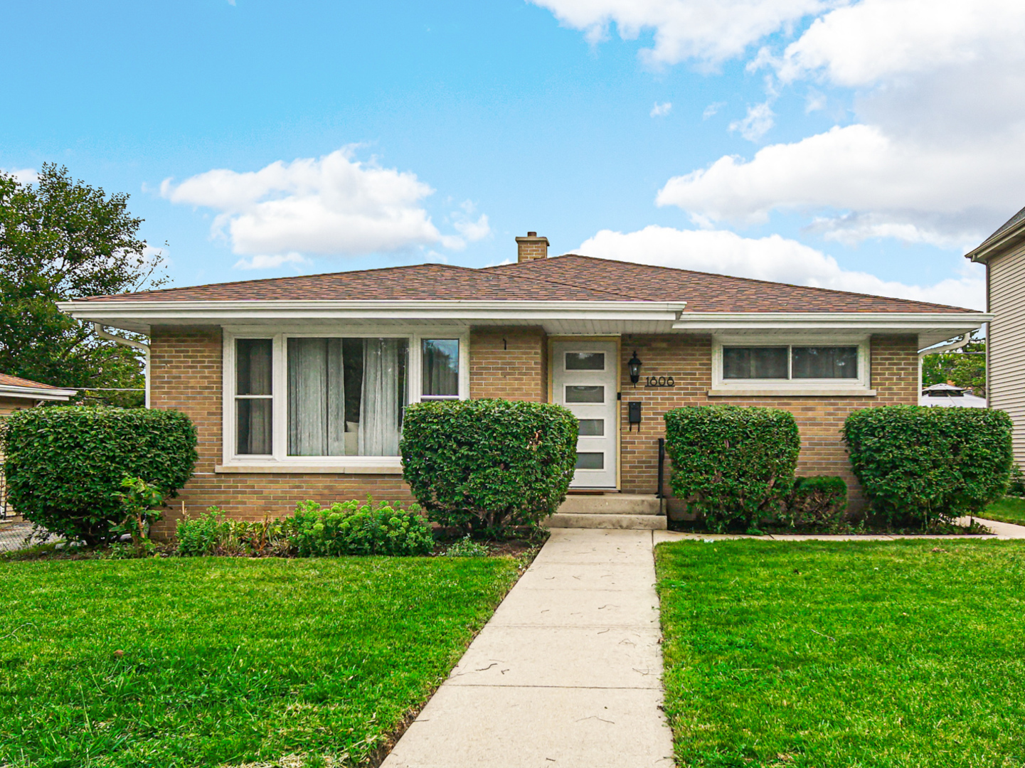 1808 Oakland Avenue, Crest Hill, IL 60403