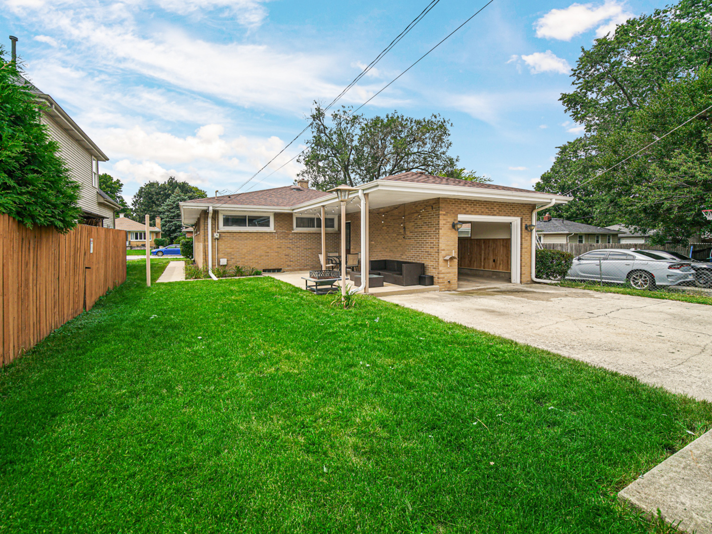 1808 Oakland Avenue, Crest Hill, IL 60403