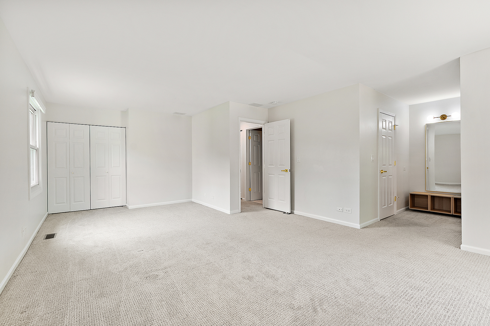 2275 Norwich Court, Naperville, IL 60565