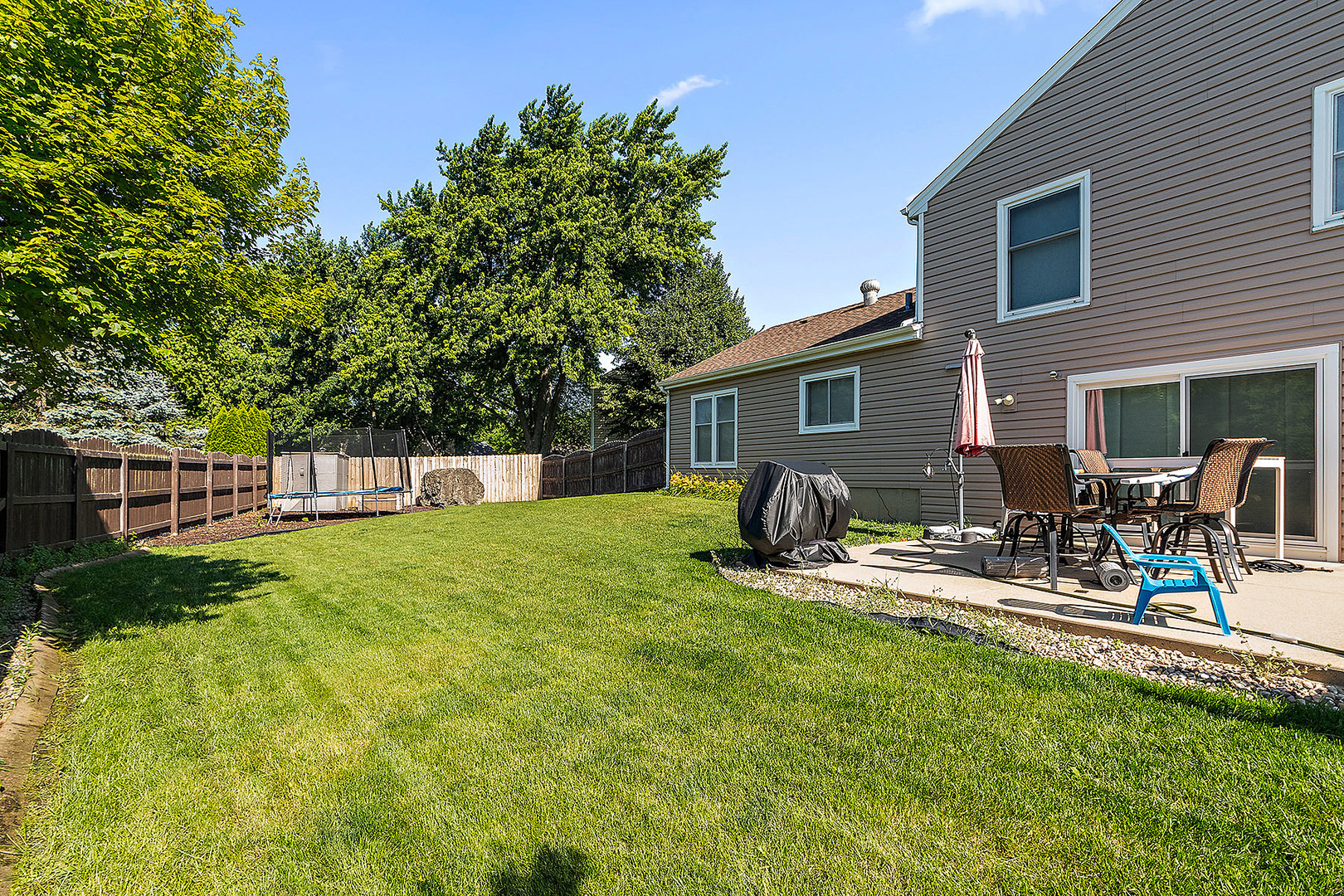 2275 Norwich Court, Naperville, IL 60565