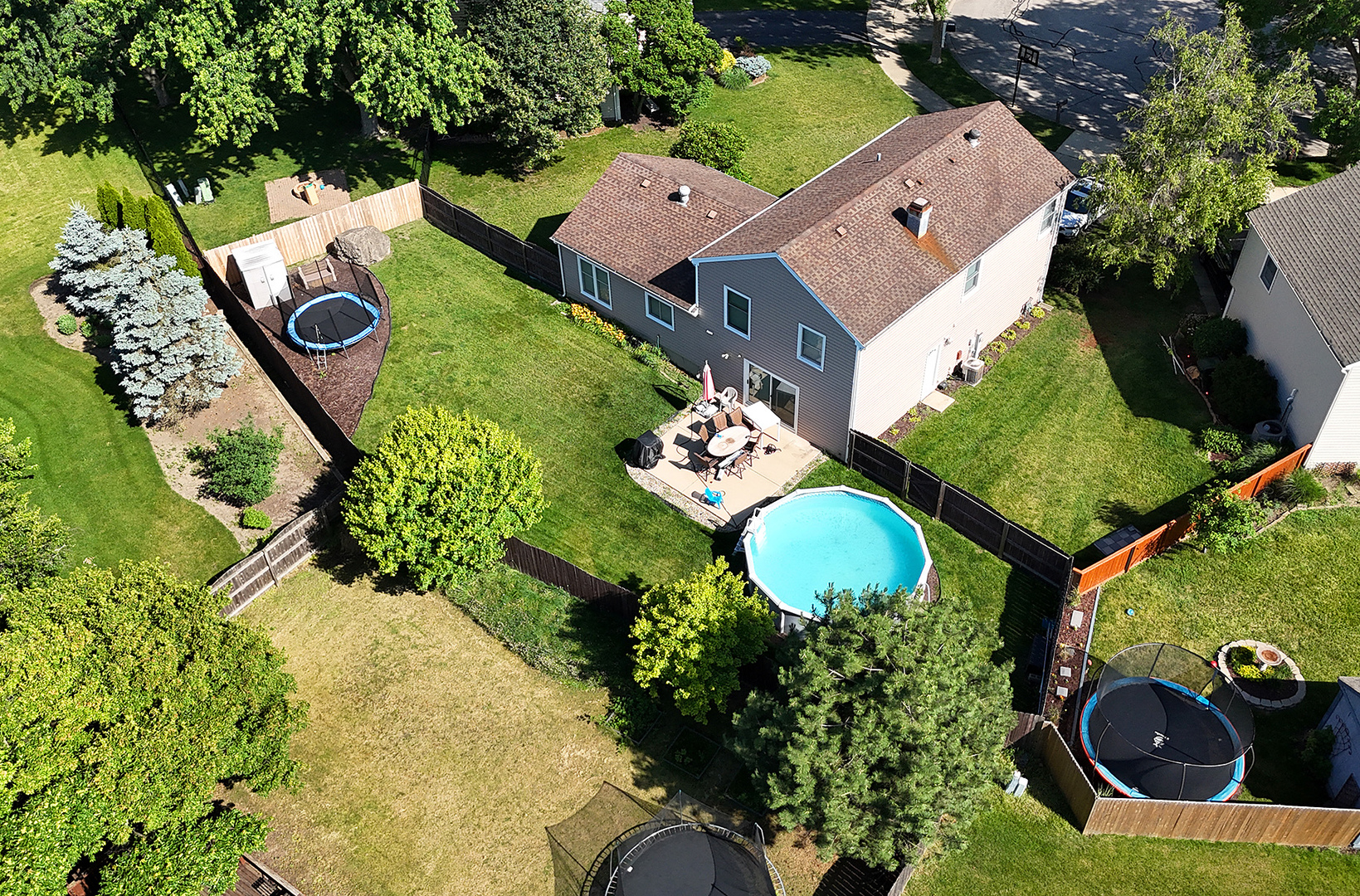 2275 Norwich Court, Naperville, IL 60565