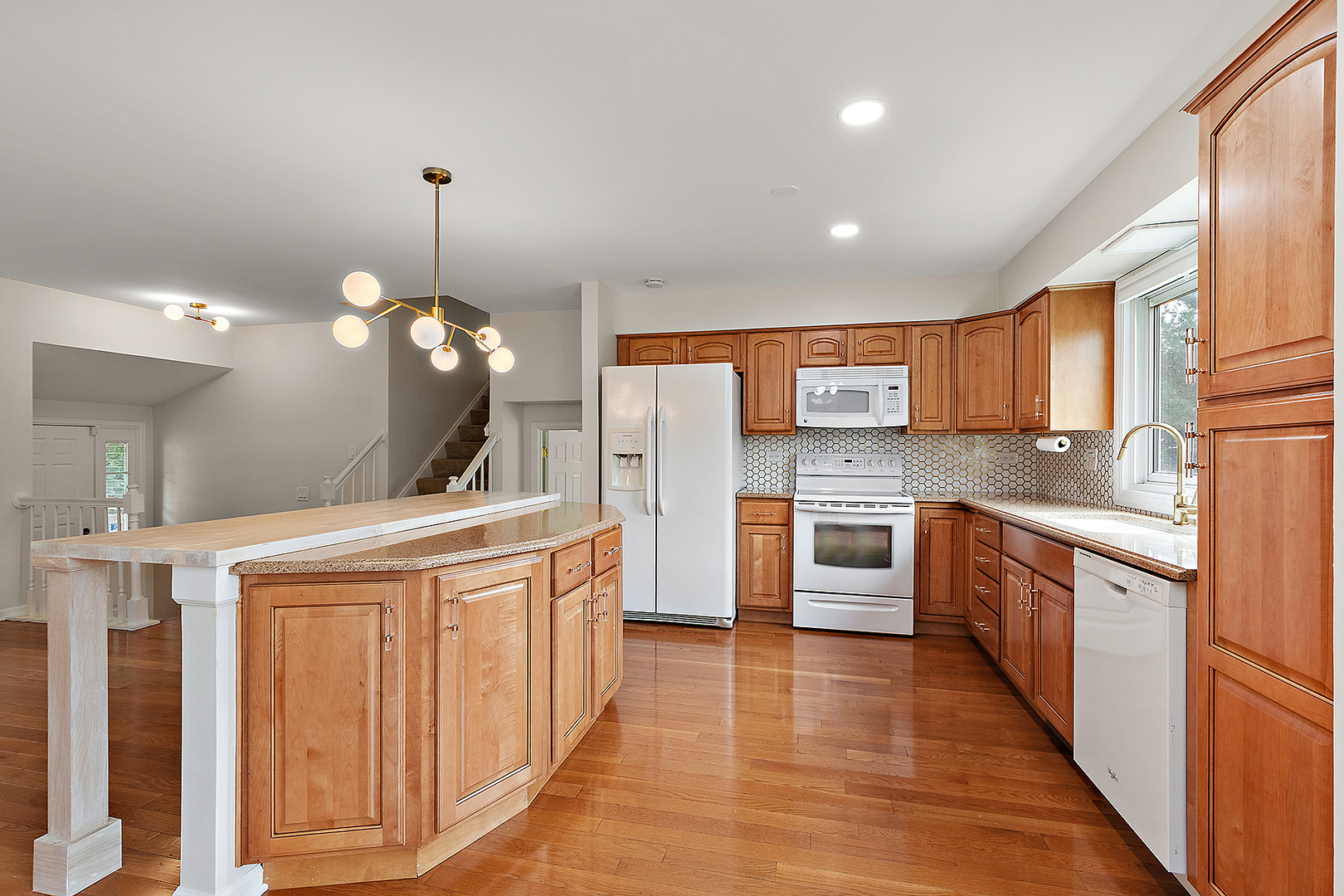 2275 Norwich Court, Naperville, IL 60565