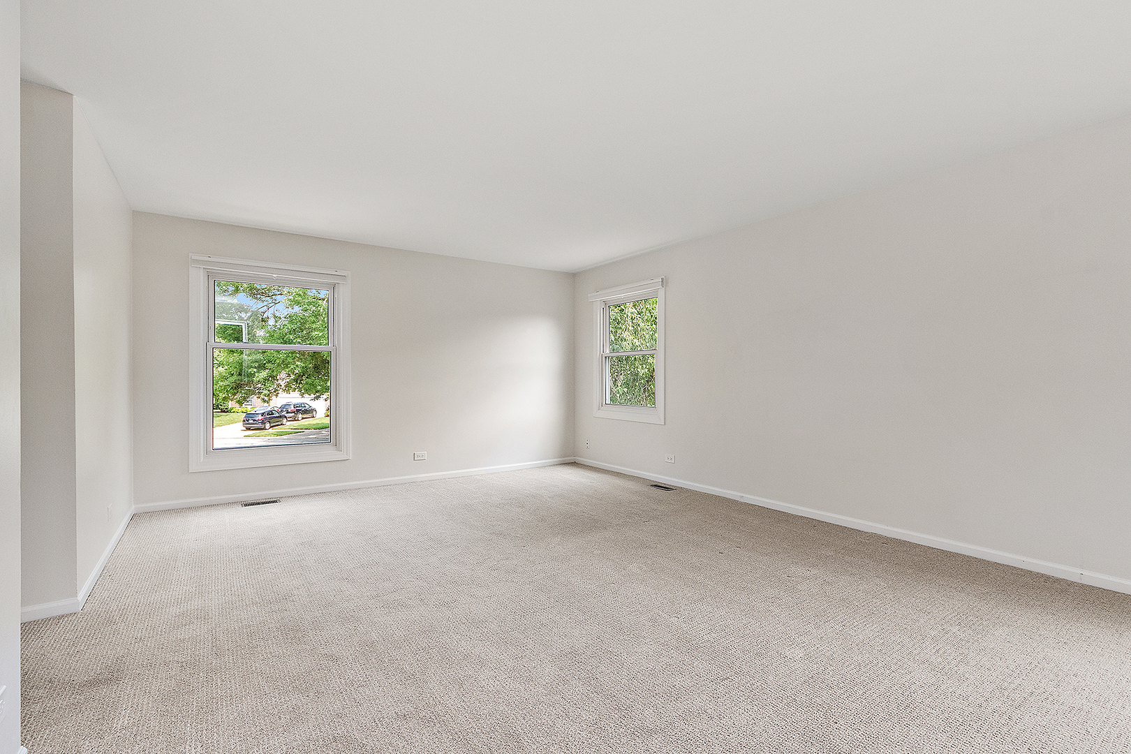 2275 Norwich Court, Naperville, IL 60565