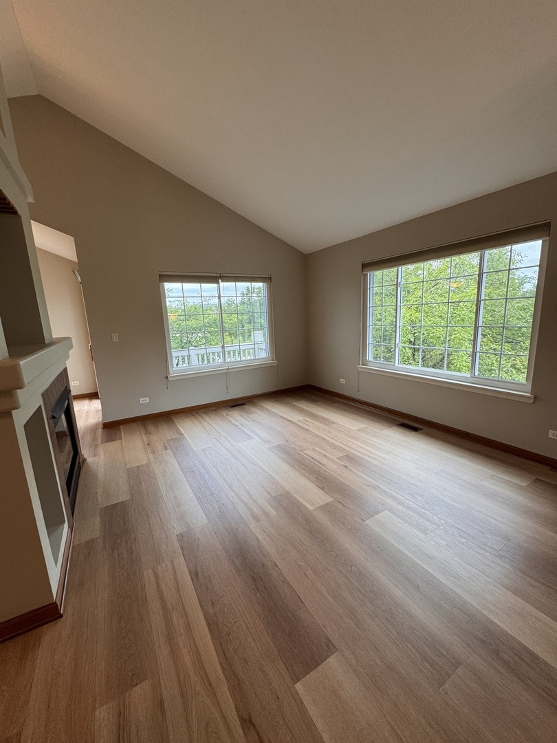 2270 Twilight Drive #2270, Aurora, IL 60503