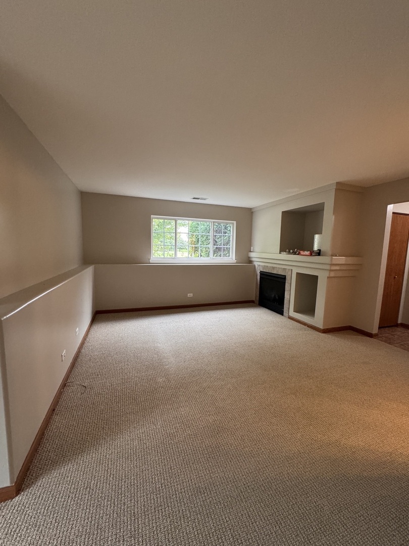 2270 Twilight Drive #2270, Aurora, IL 60503