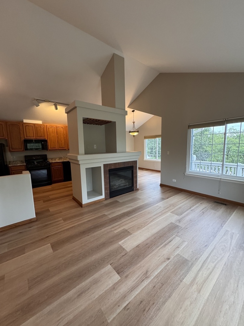 2270 Twilight Drive #2270, Aurora, IL 60503