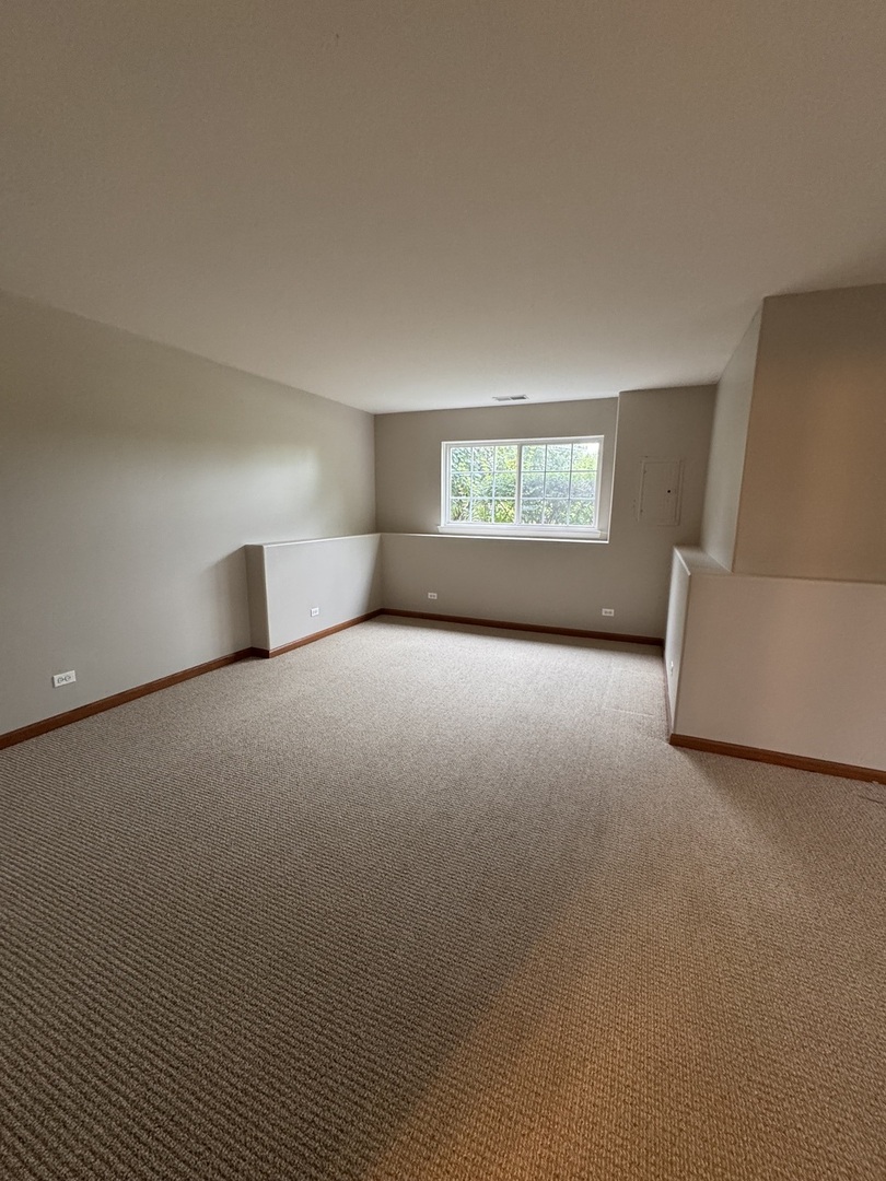 2270 Twilight Drive #2270, Aurora, IL 60503