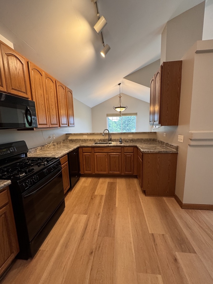 2270 Twilight Drive #2270, Aurora, IL 60503