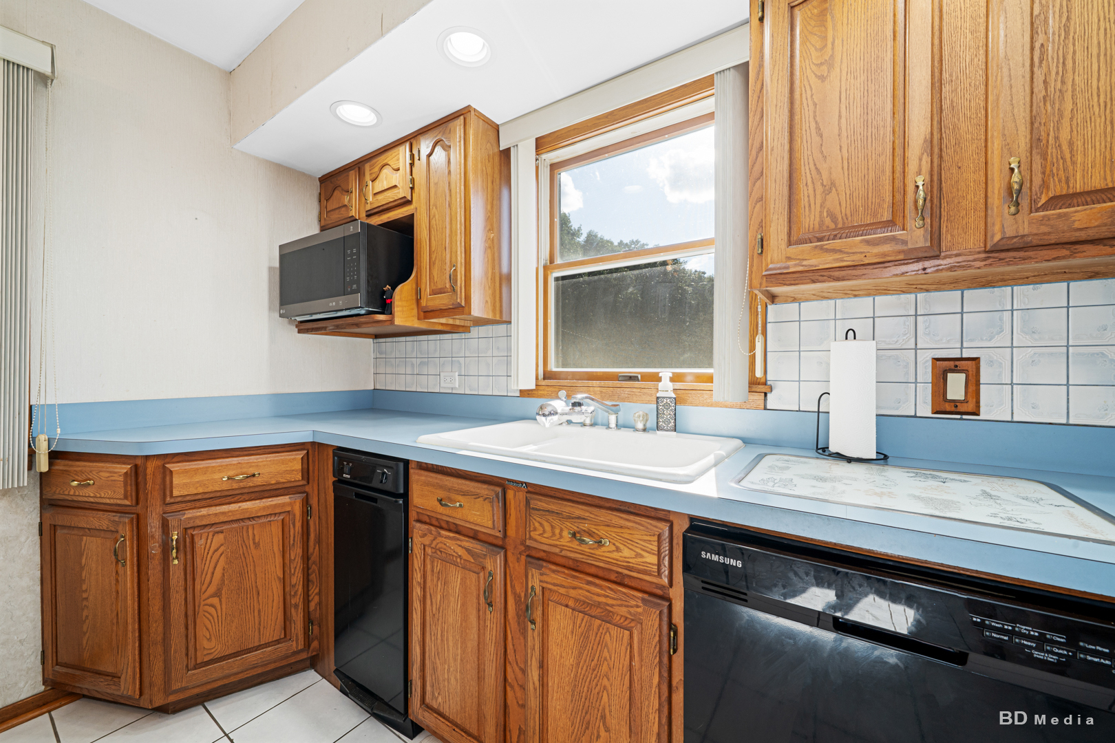 5432 163rd Street, Oak Forest, IL 60452
