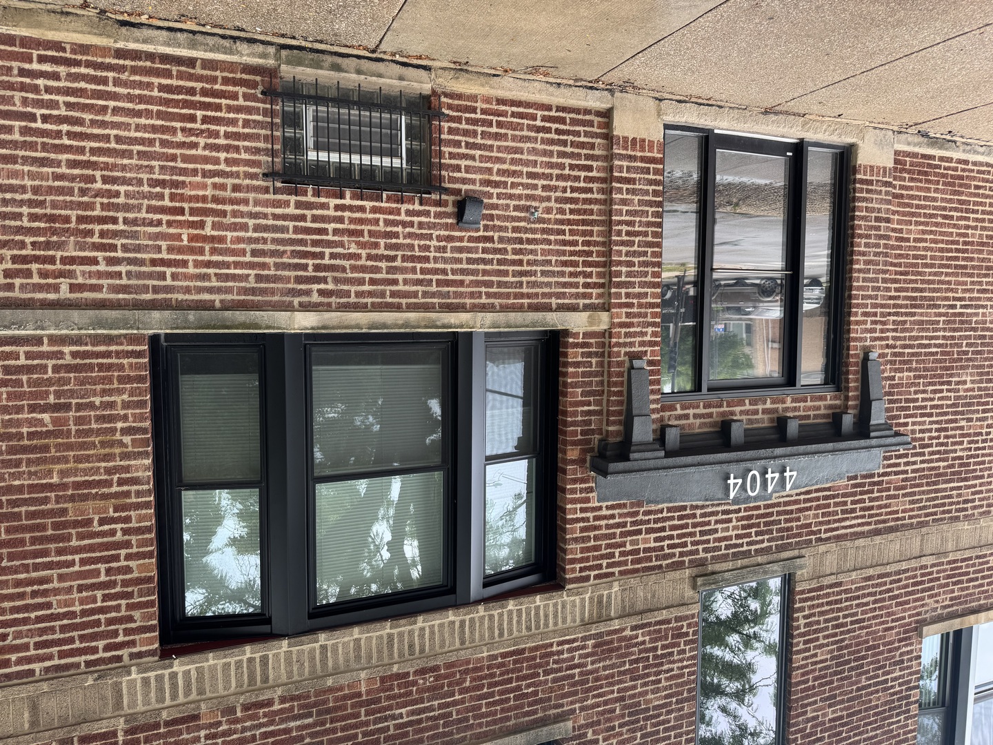 4404 N Melvina Avenue #1R, Chicago, IL 60630