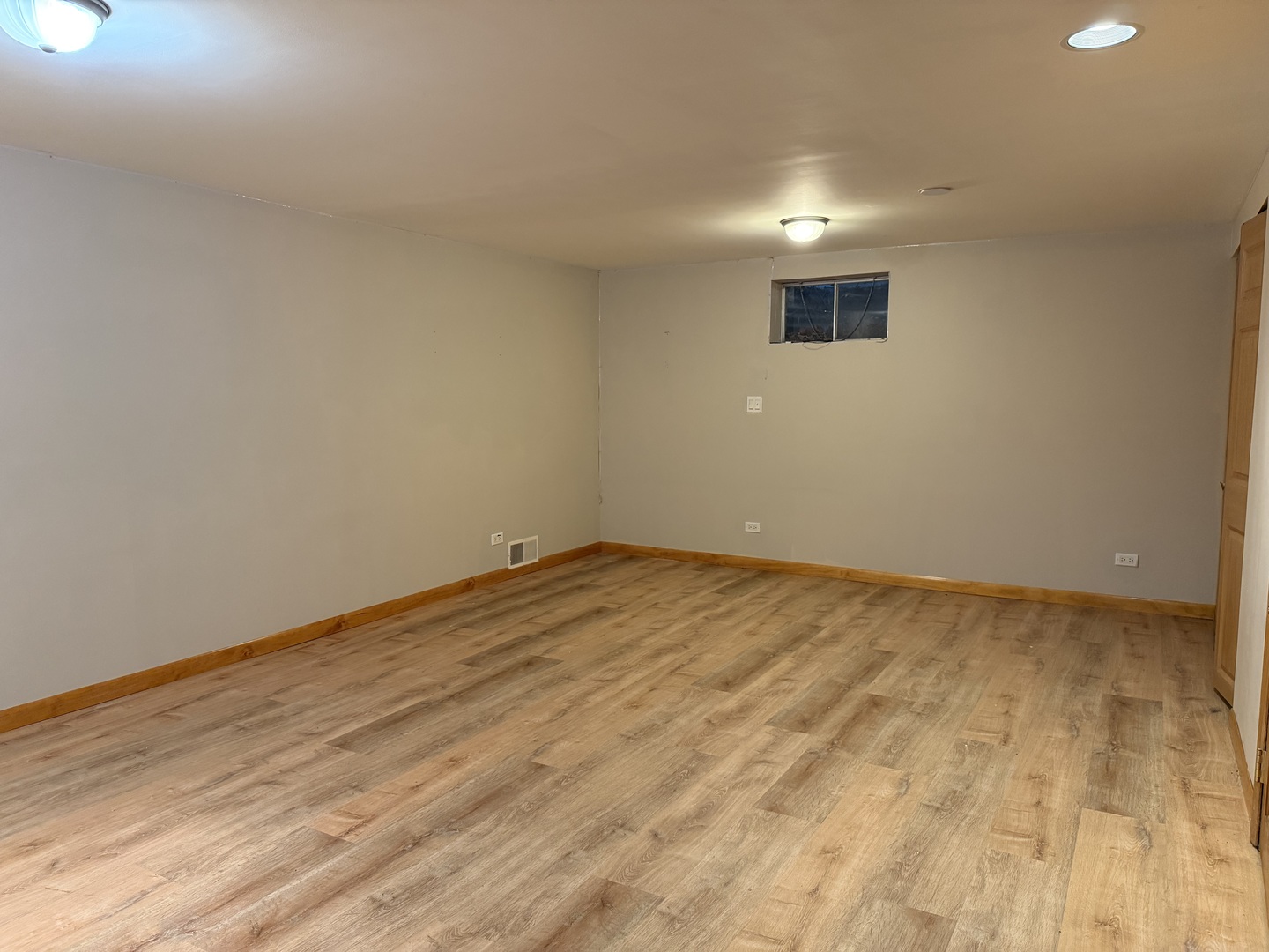 26307 W Grass Lake Road, Antioch, IL 60002