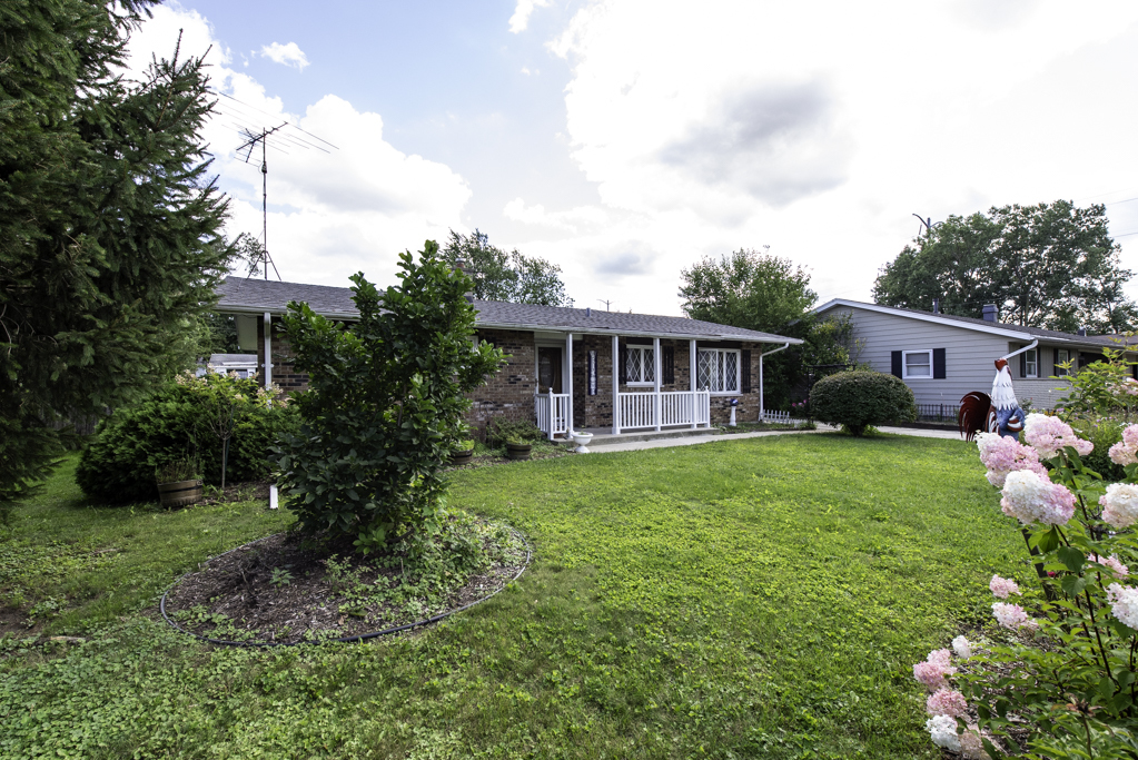 2917 Hyde Park Avenue, Waukegan, IL 60085