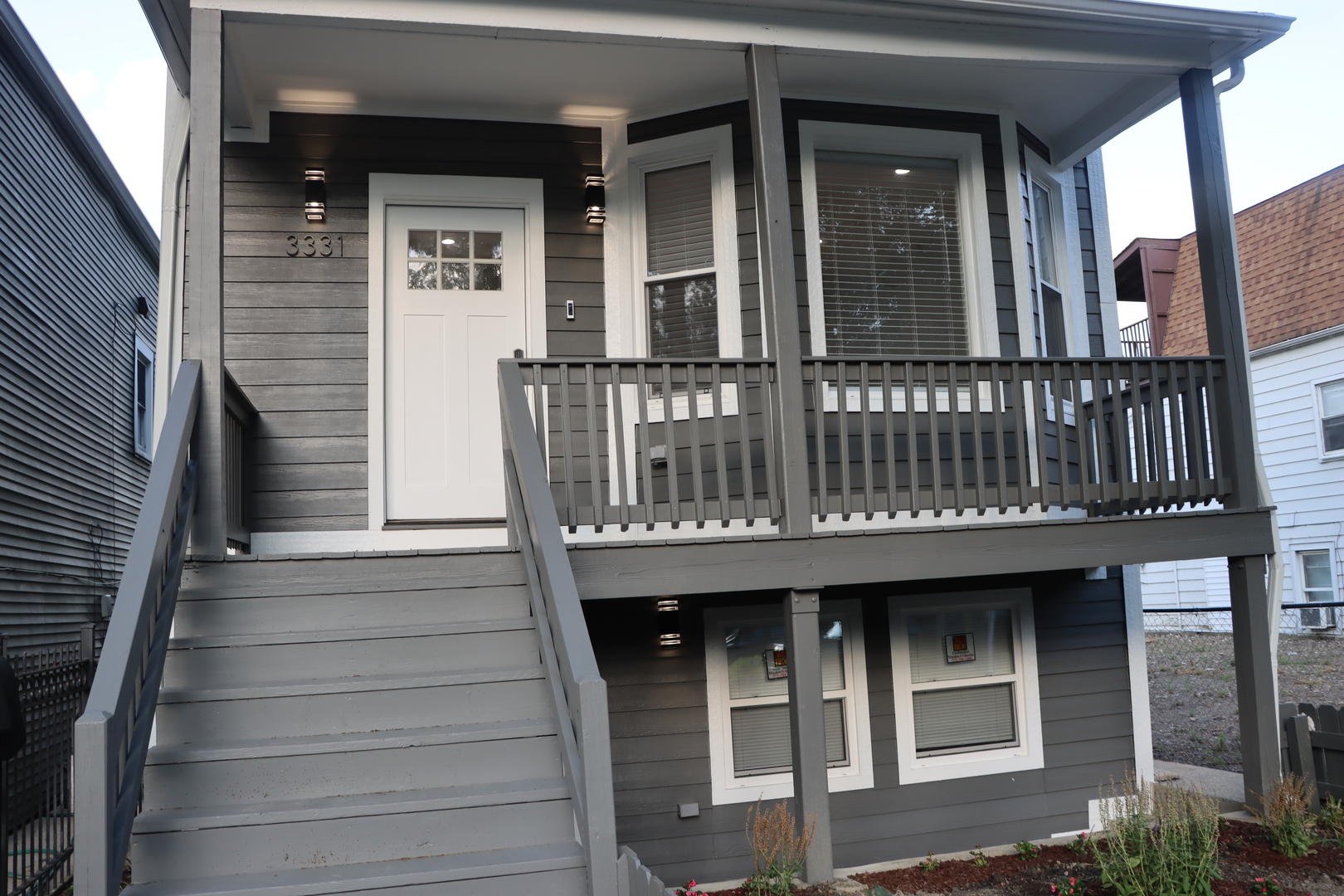 3331 N Drake Avenue, Chicago, IL 60618