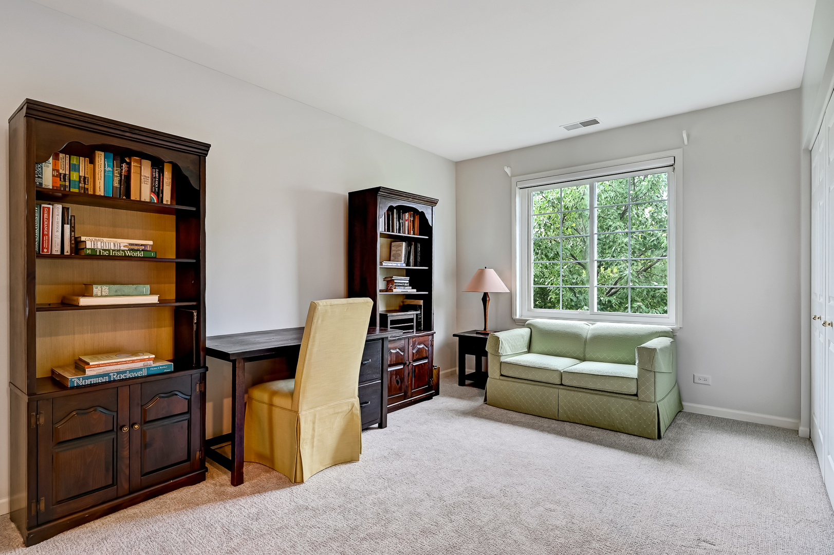 2508 Camberley Circle, Westchester, IL 60154