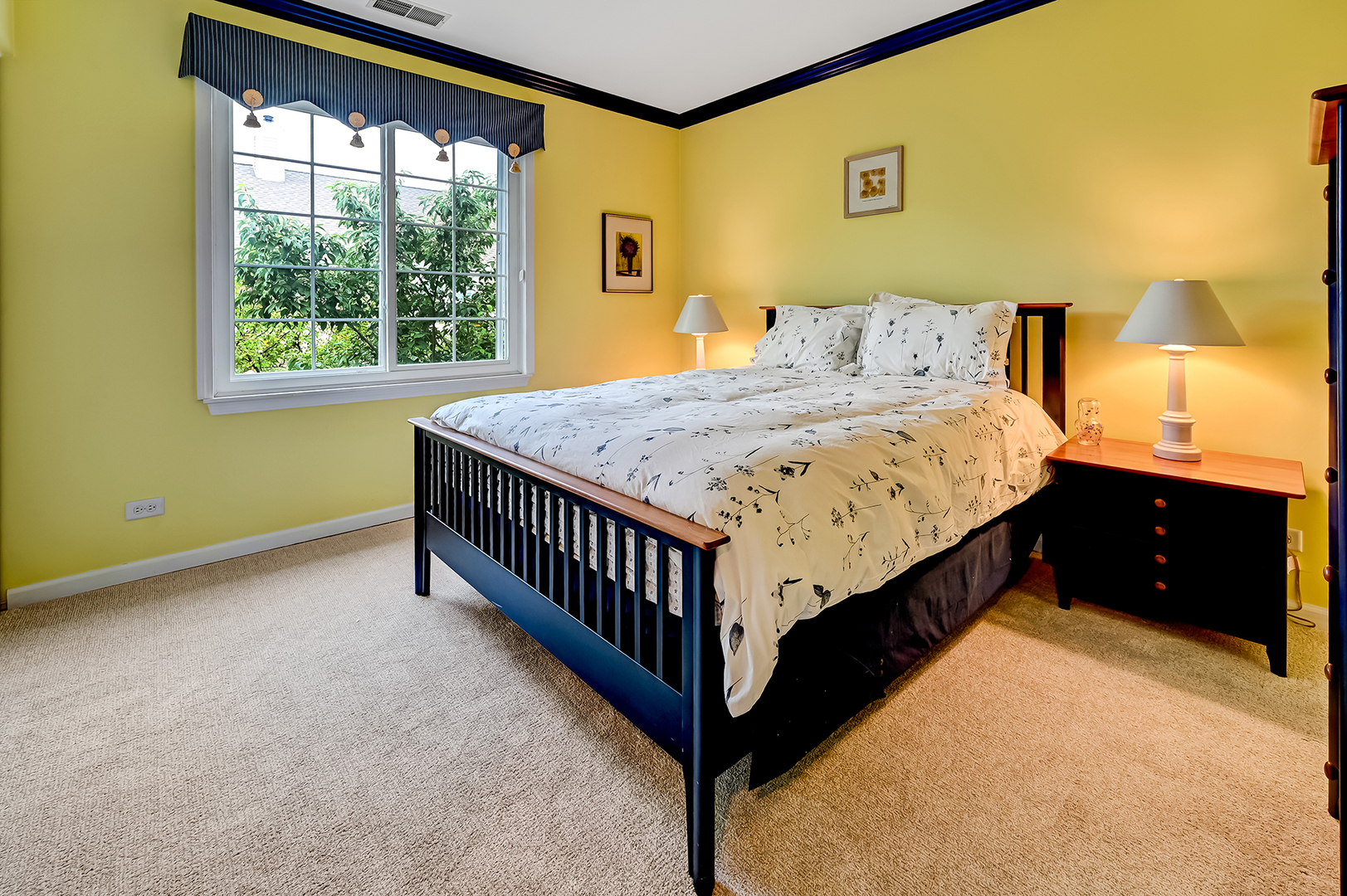 2508 Camberley Circle, Westchester, IL 60154
