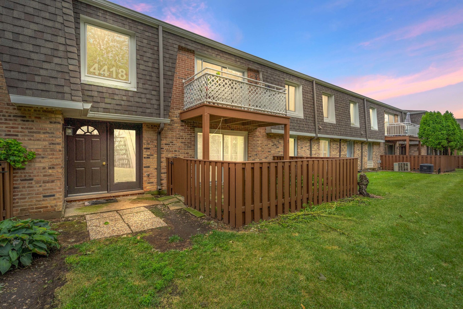 4418 Euclid Avenue #1B, Rolling Meadows, IL 60008