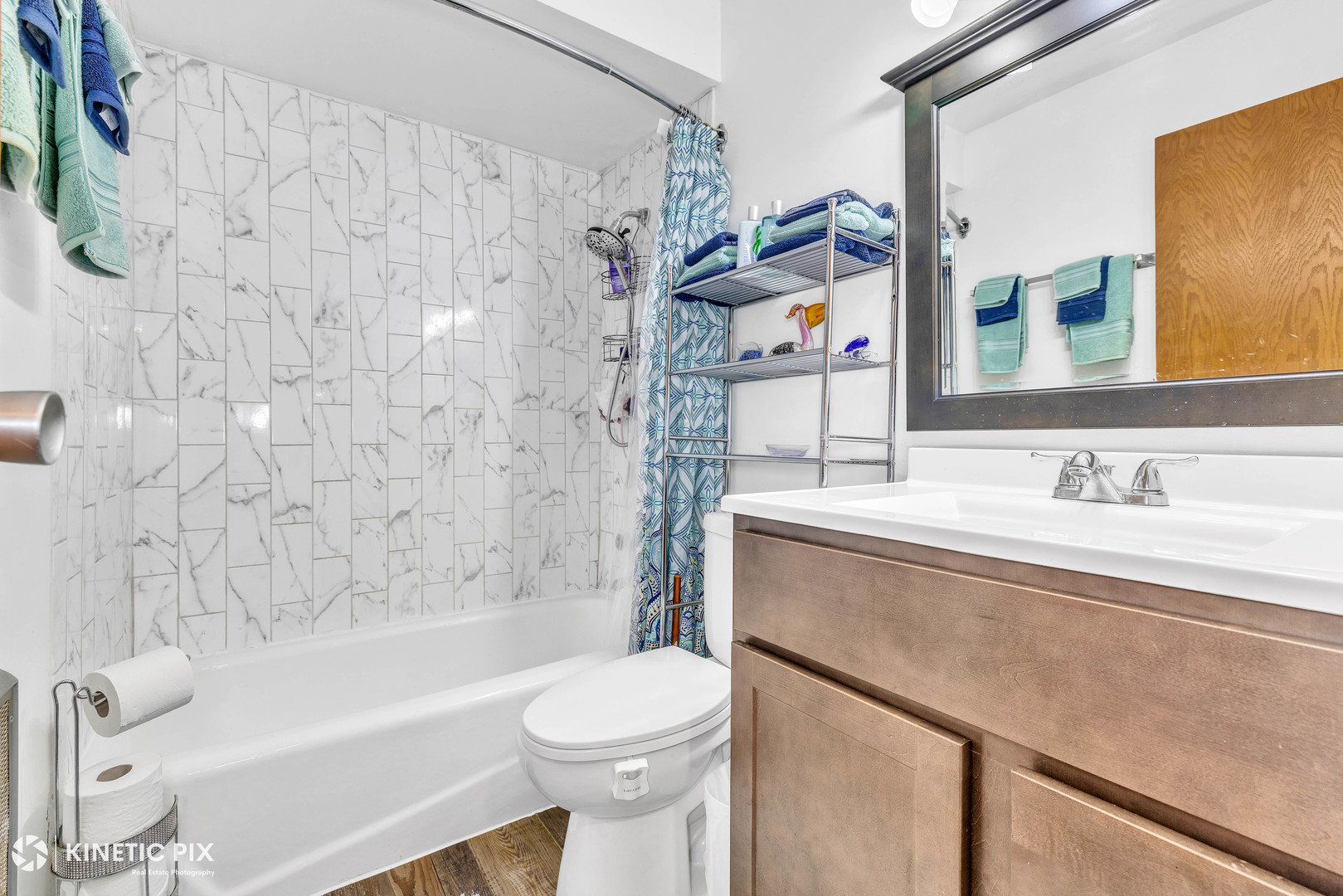 9720 S Karlov Avenue #202, Oak Lawn, IL 60453