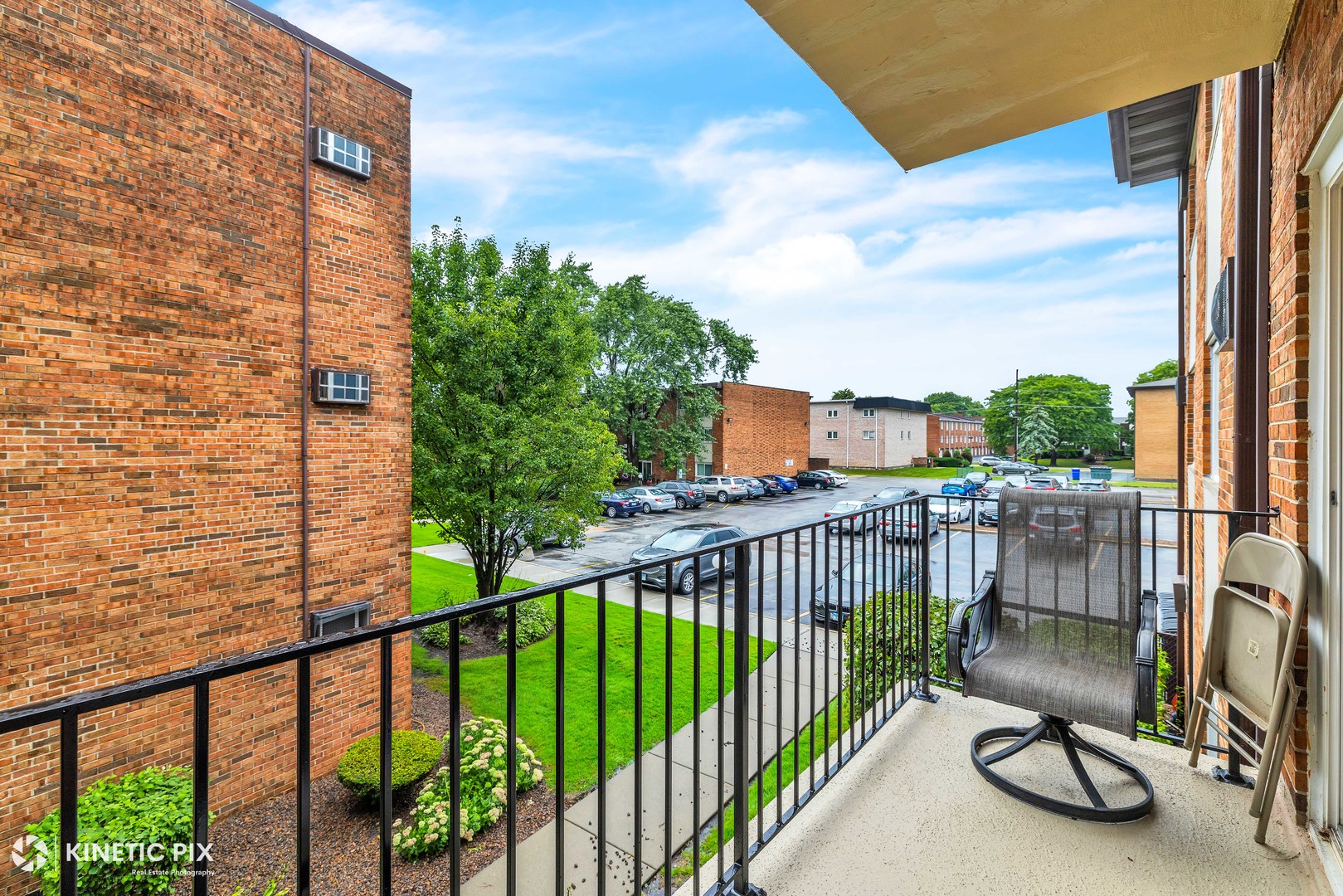 9720 S Karlov Avenue #202, Oak Lawn, IL 60453