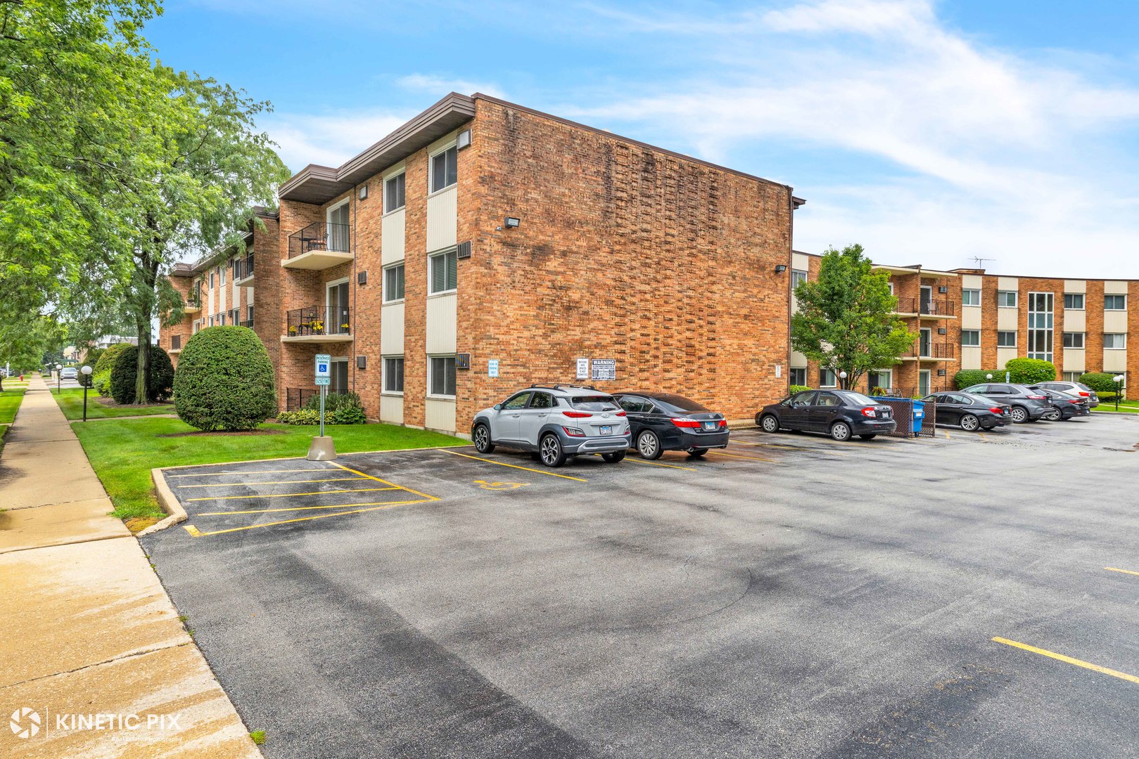 9720 S Karlov Avenue #202, Oak Lawn, IL 60453