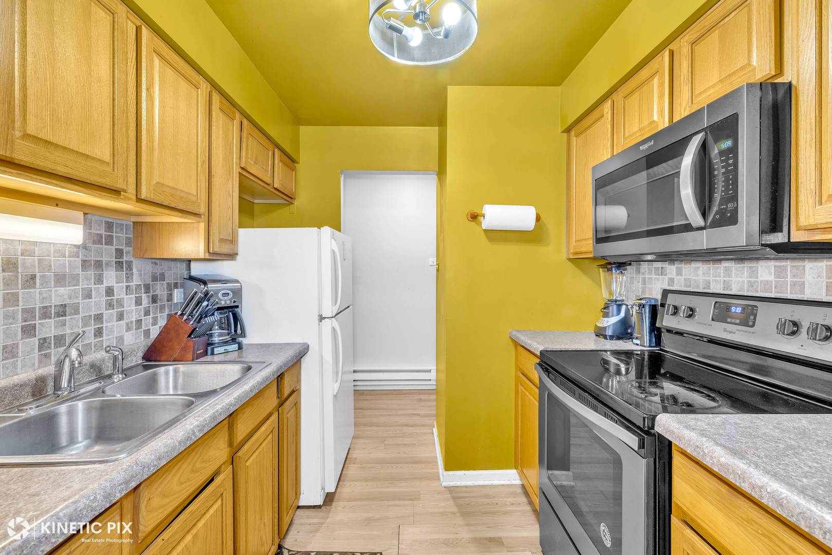 9720 S Karlov Avenue #202, Oak Lawn, IL 60453