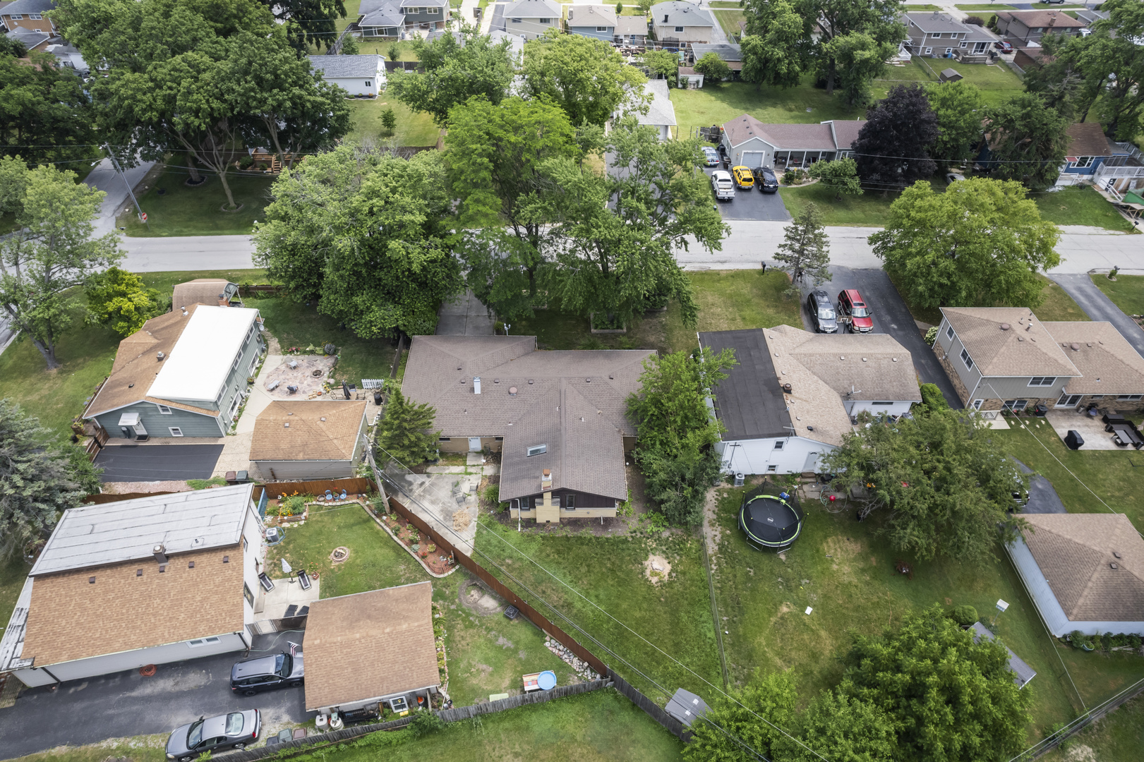 16000 Long Avenue, Oak Forest, IL 60452