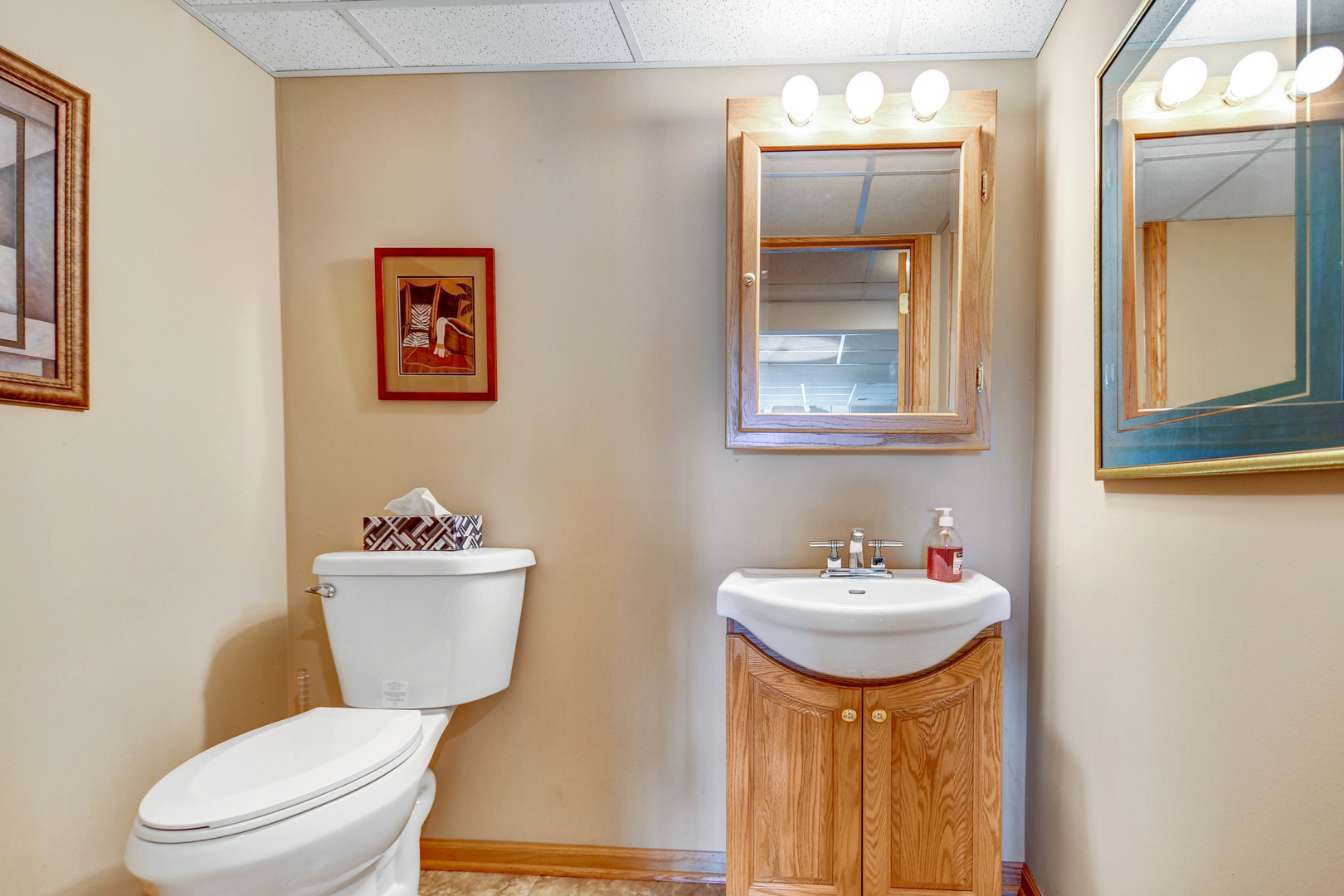 9116 Newcastle Court, Tinley Park, IL 60487