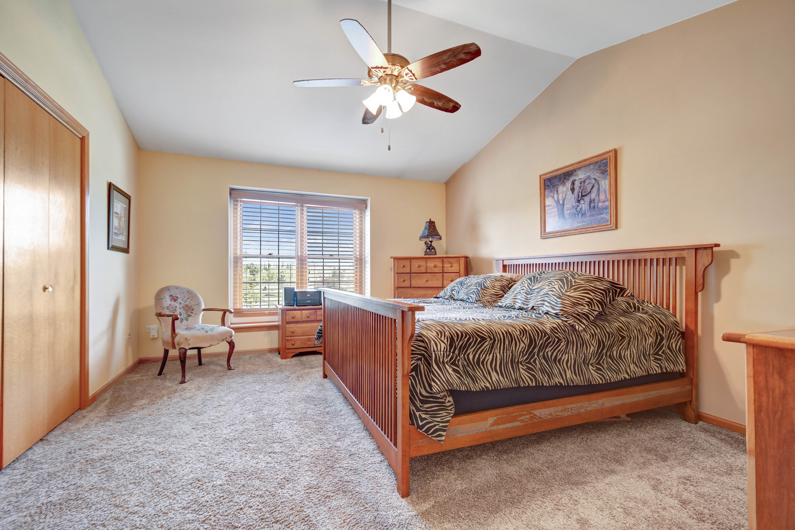 9116 Newcastle Court, Tinley Park, IL 60487
