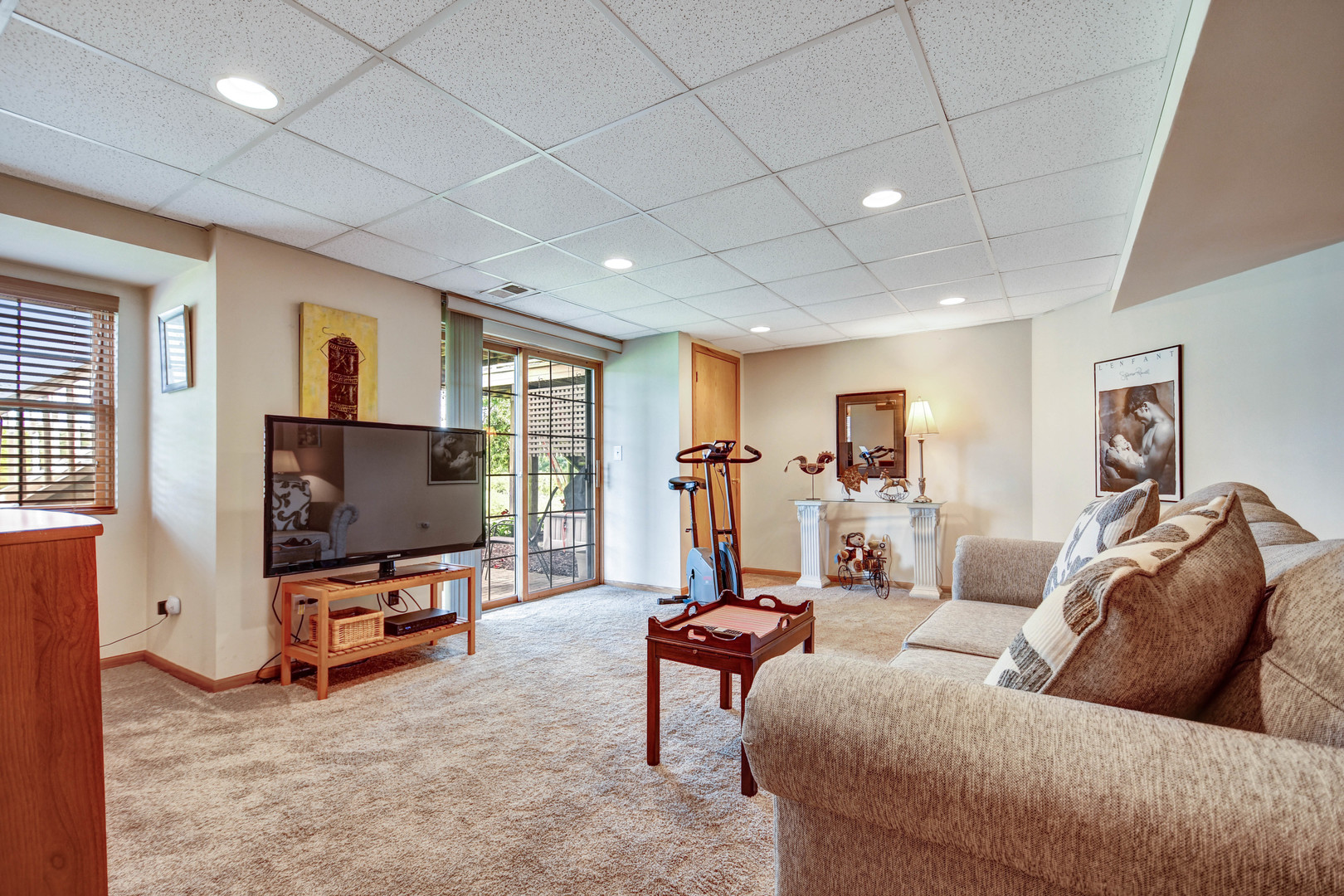 9116 Newcastle Court, Tinley Park, IL 60487