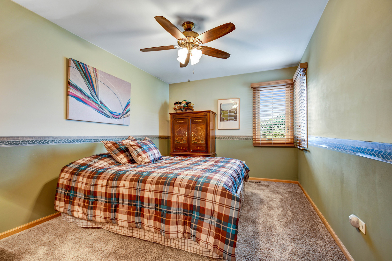 9116 Newcastle Court, Tinley Park, IL 60487