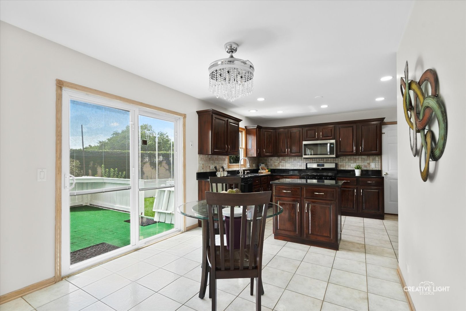 101 RED FOX RUN, Montgomery, IL 60538