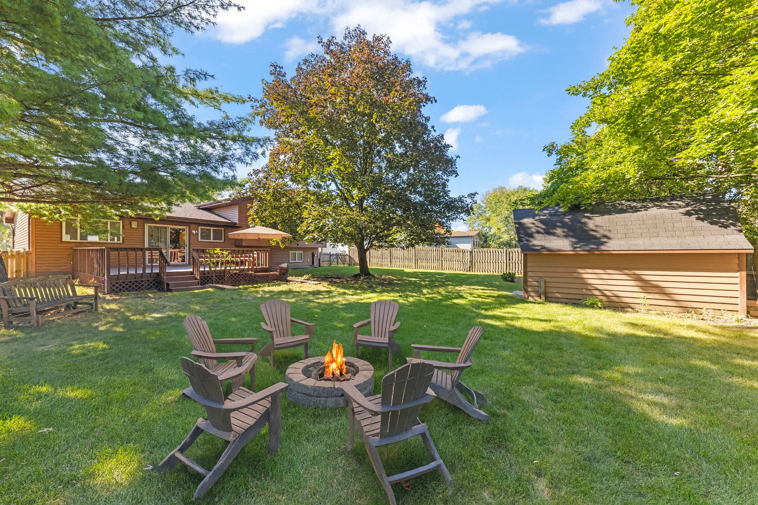 1135 Hidden Spring Drive, Naperville, IL 60540