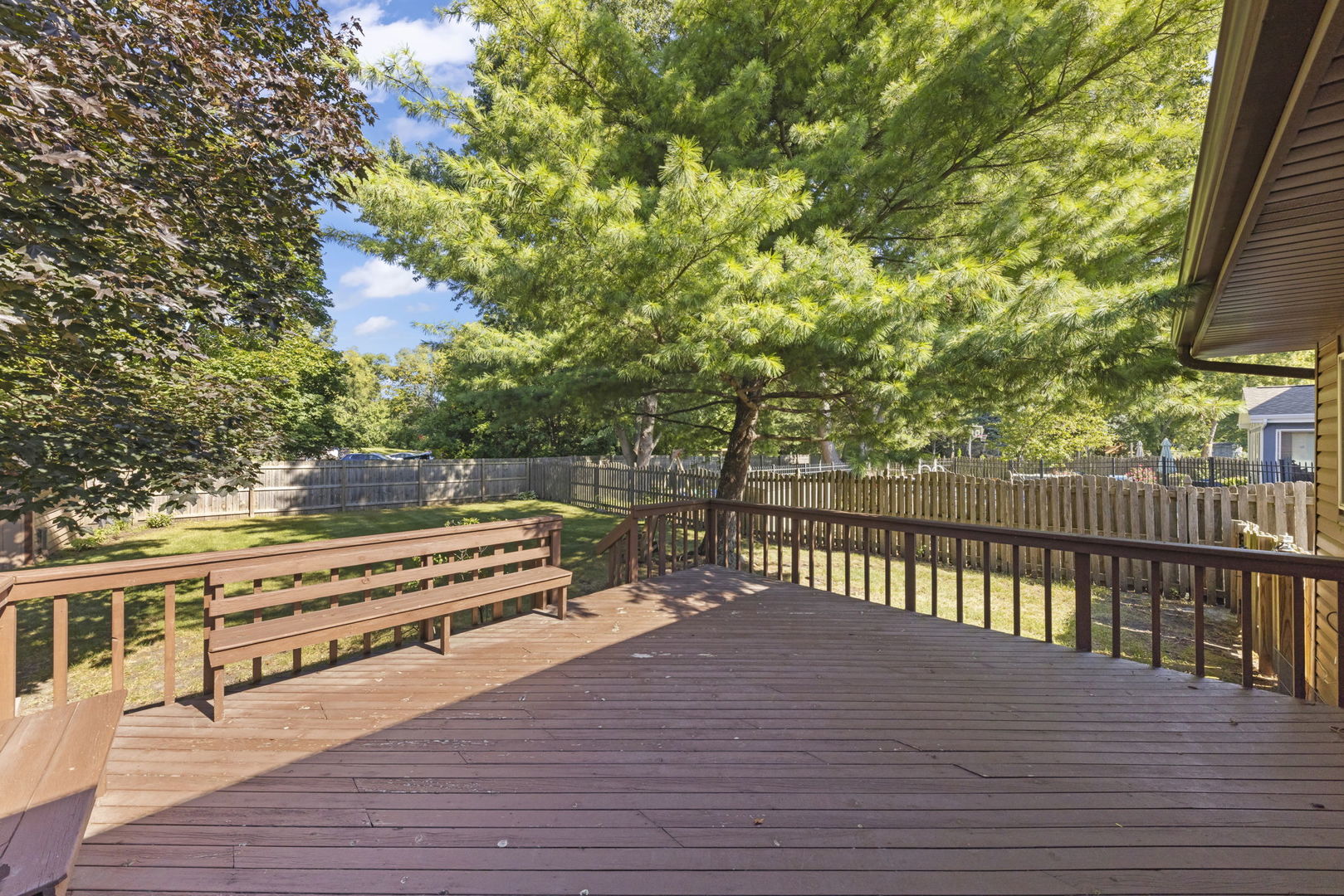 1135 Hidden Spring Drive, Naperville, IL 60540