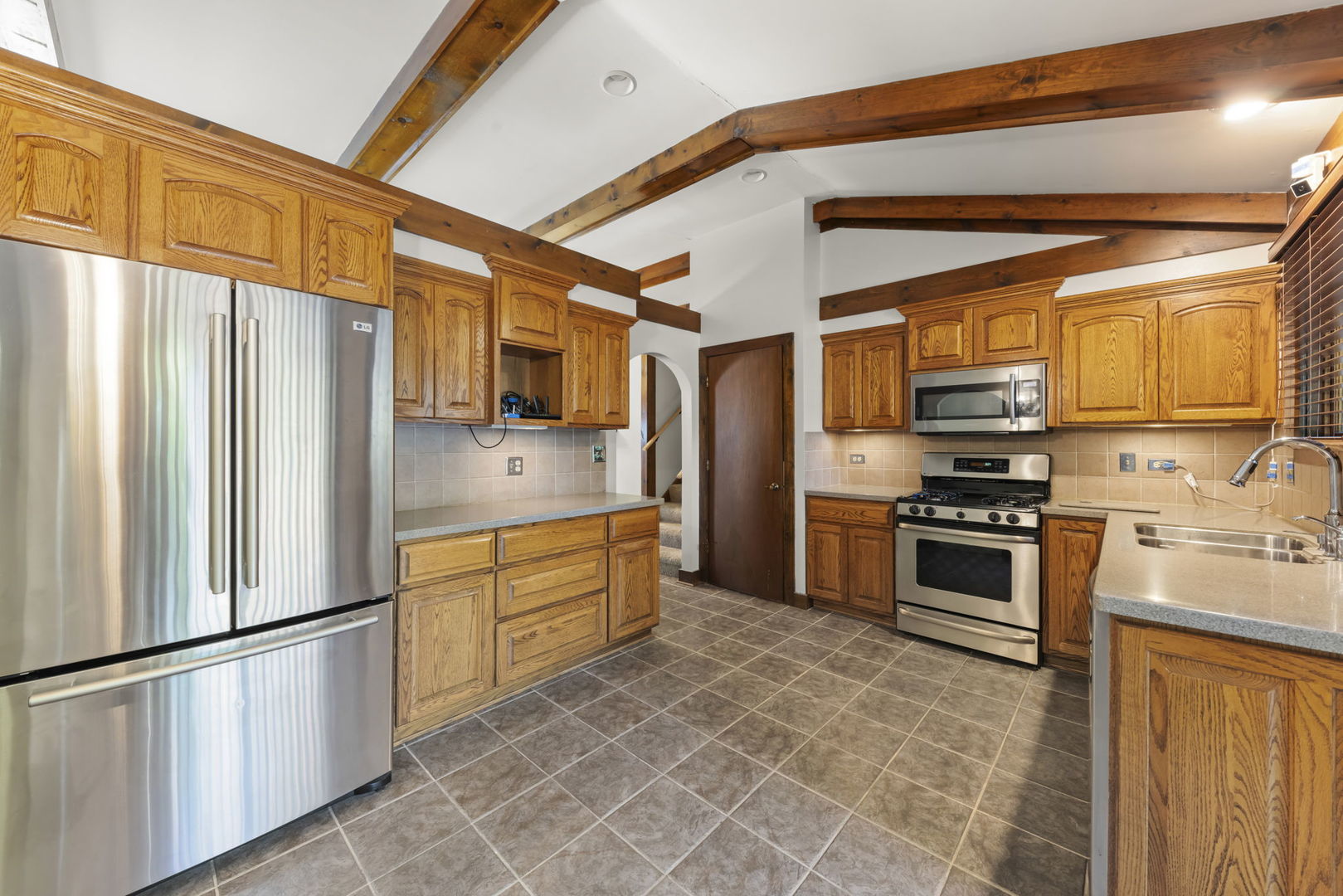 1135 Hidden Spring Drive, Naperville, IL 60540